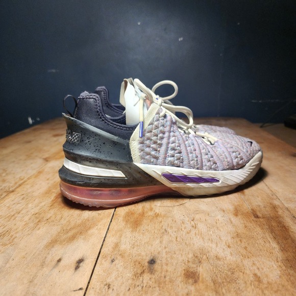 LeBron Witness 6 Kids Basketball Shoes Sneakers Coconut Milk Polarized Blue 4.5 - Picture 7 of 11